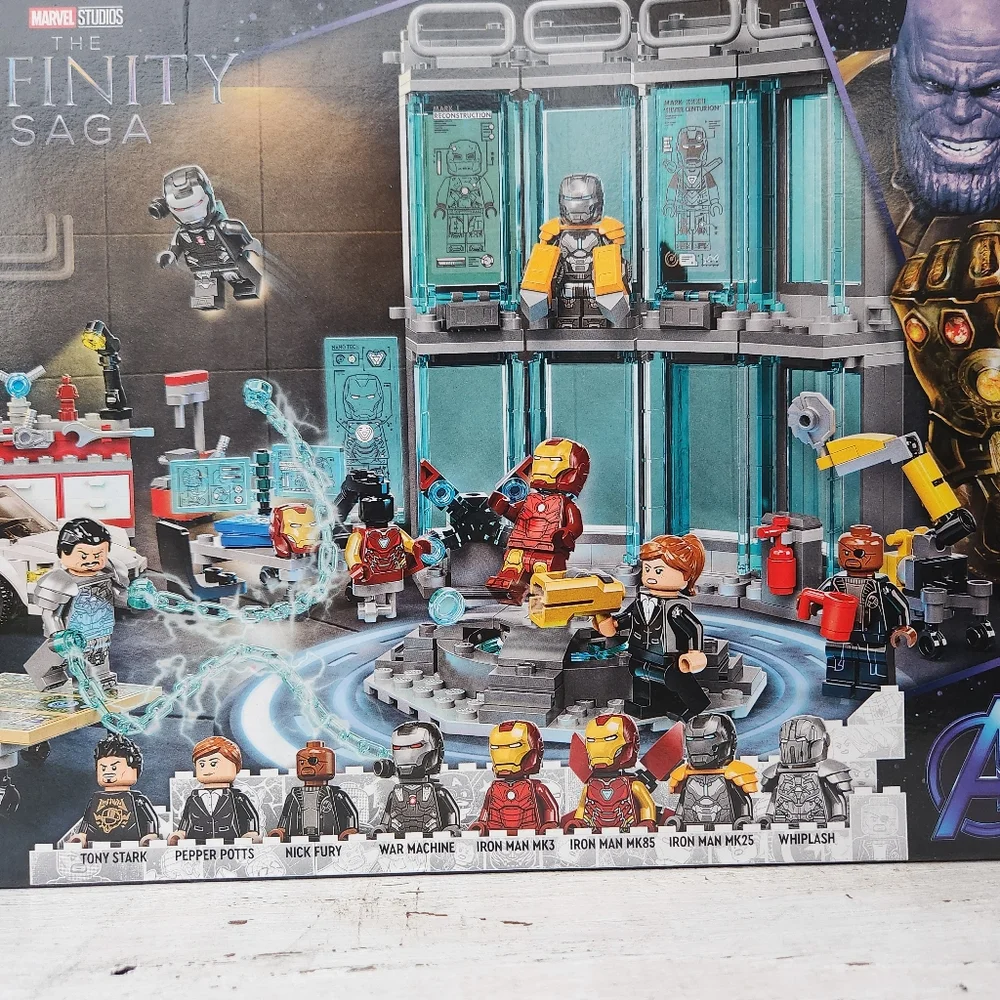 NEW LEGO Marvel Iron Man Armory Toy Building Set 76216 Avengers Lego Set with MK - Picture 3 of 14